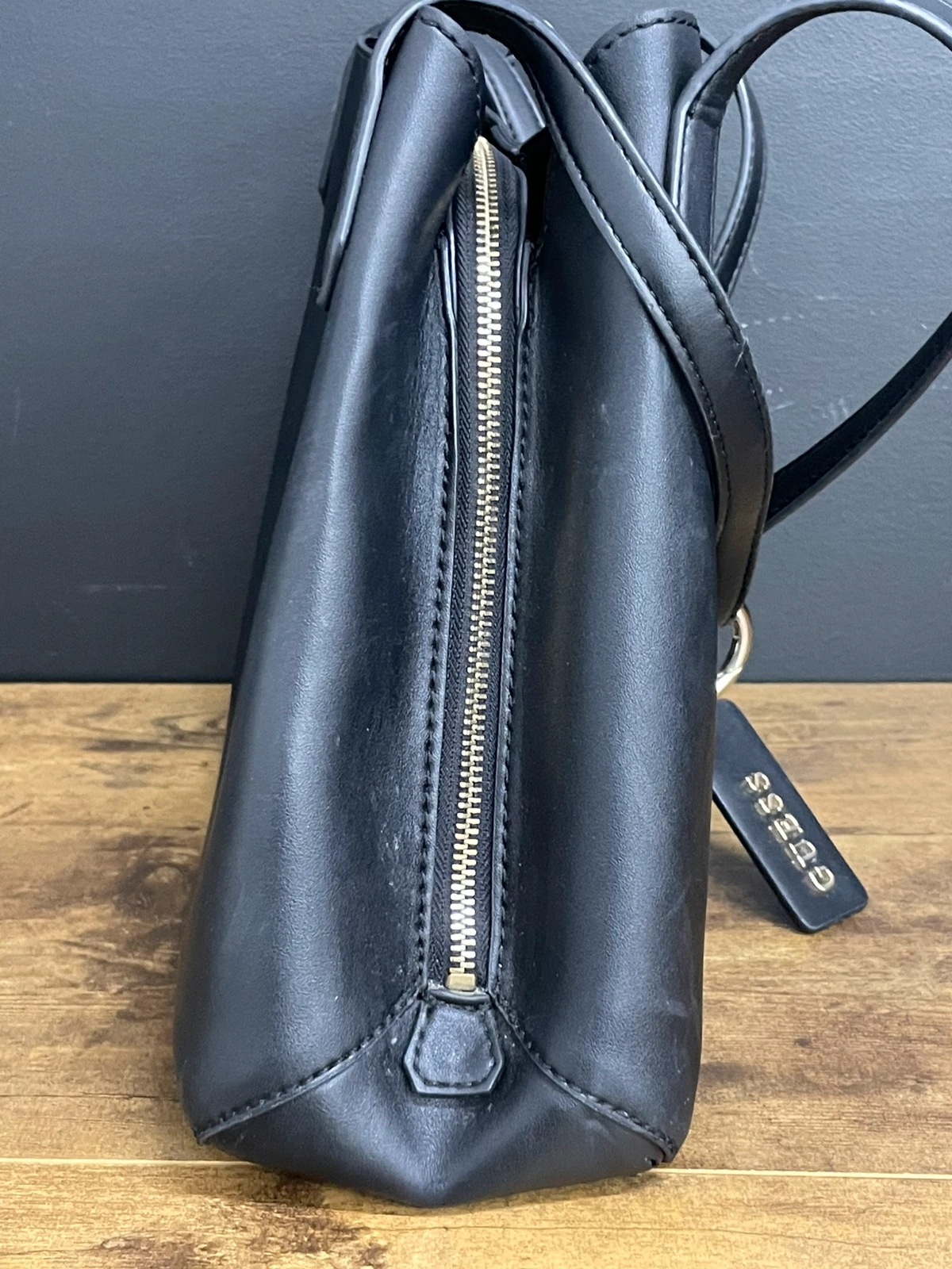 20 czarna torebka Guess Sora Girlfriend Carryall - obrazek 7