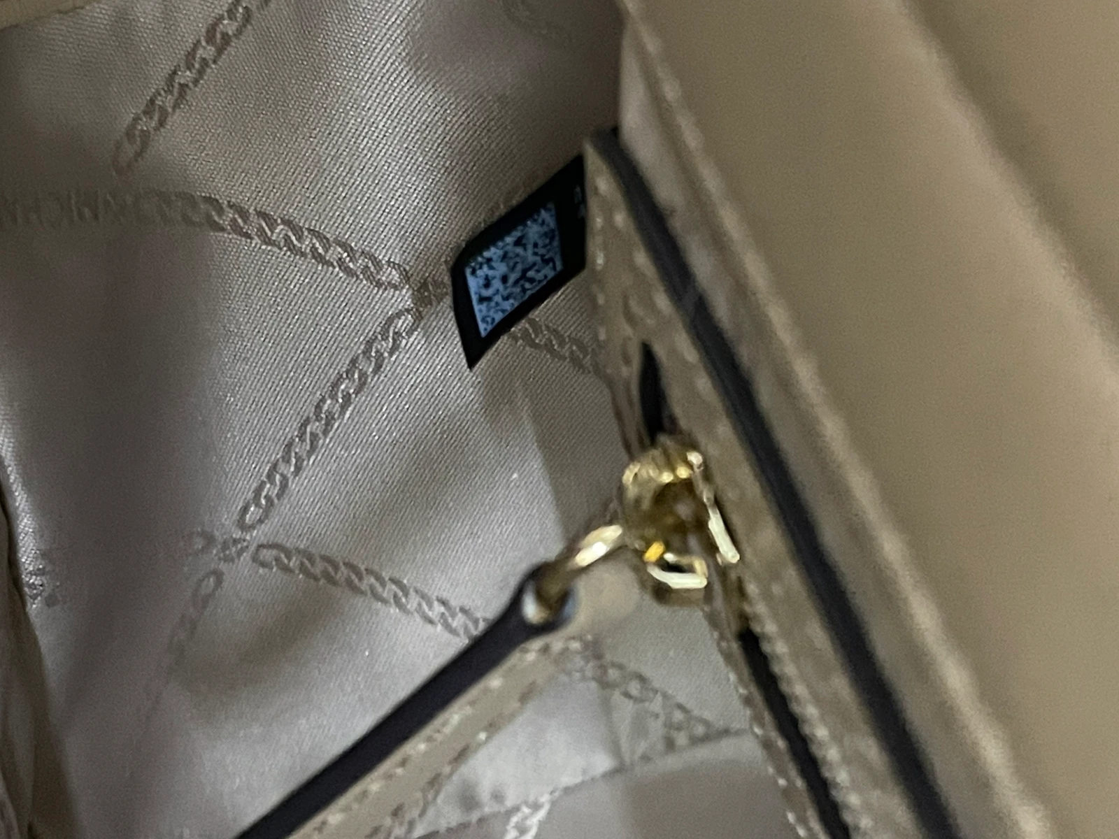 115 Brązowa torebka Michael Kors Karlie - obrazek 9