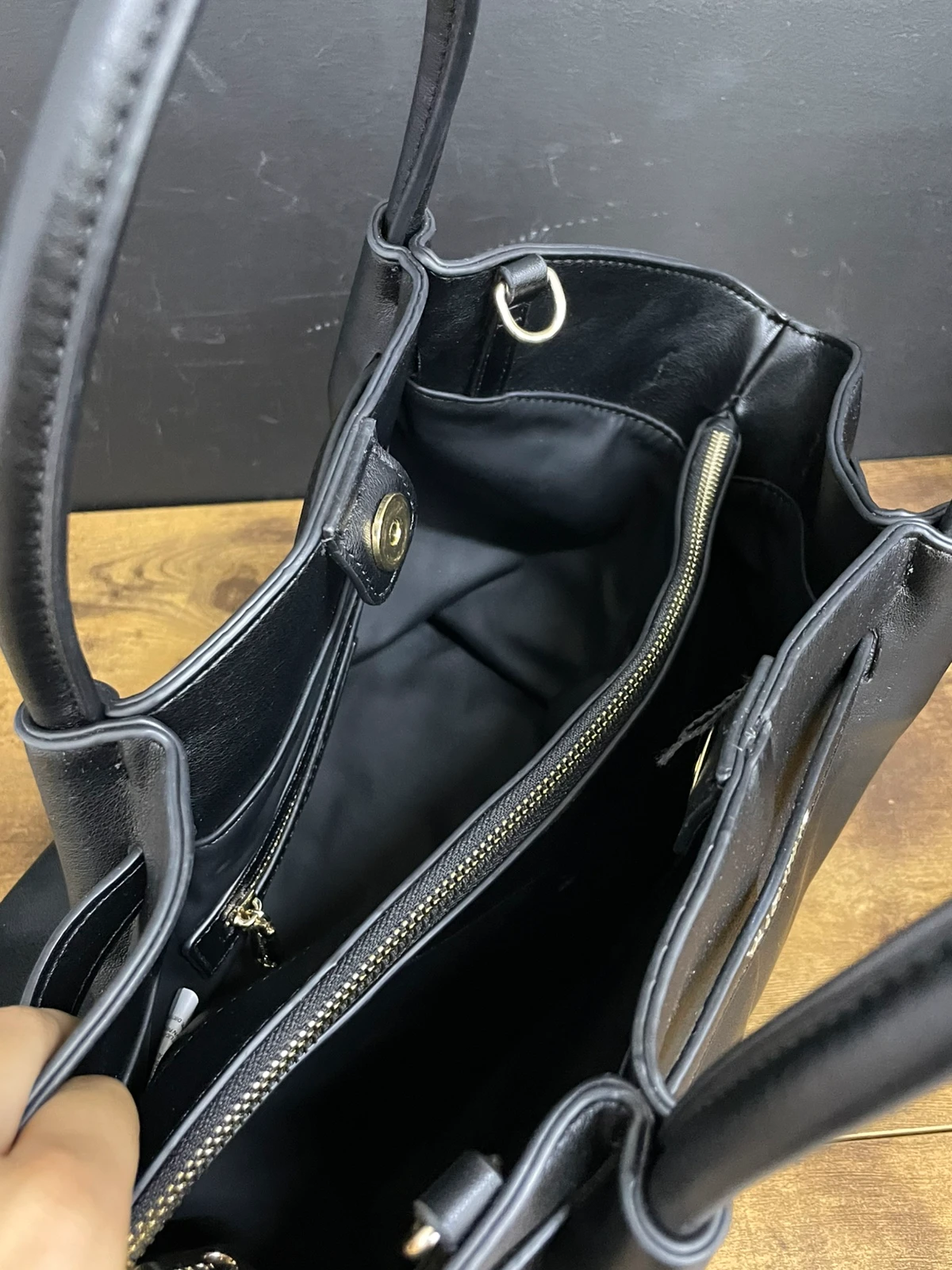 110 Czarna torebka Valentino Bags Special Sleek - obrazek 7