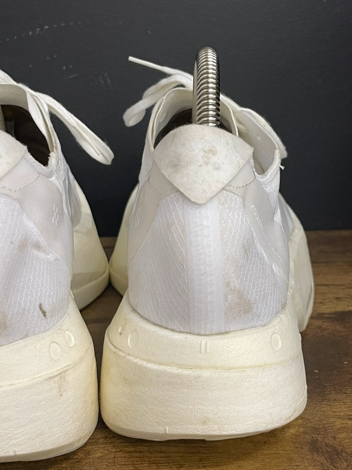 9y Białe buty do biegania adidas Adizero Adios Pro 4, rozmiar 44 - obrazek 11