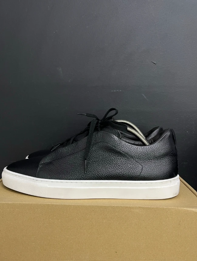 470 Czarne skórzane sneakersy Dino Draghi, rozmiar 42