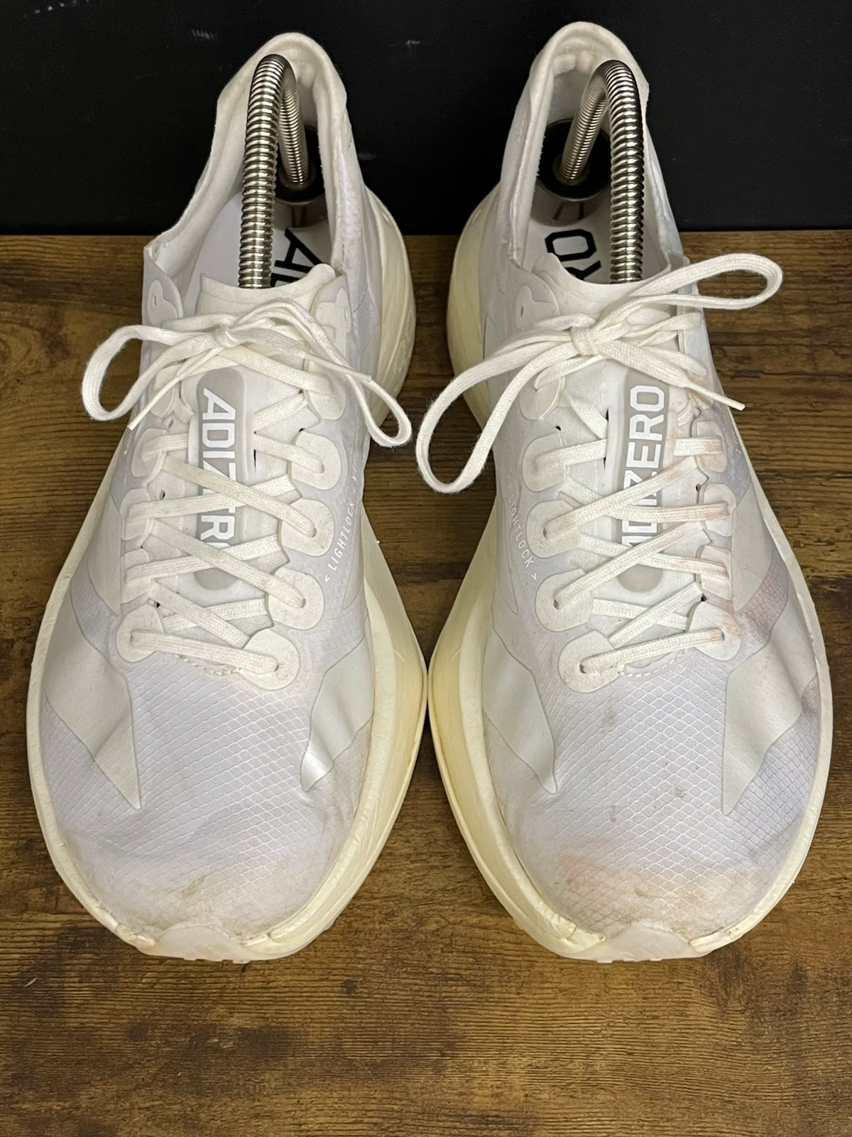 9y Białe buty do biegania adidas Adizero Adios Pro 4, rozmiar 44 - obrazek 3