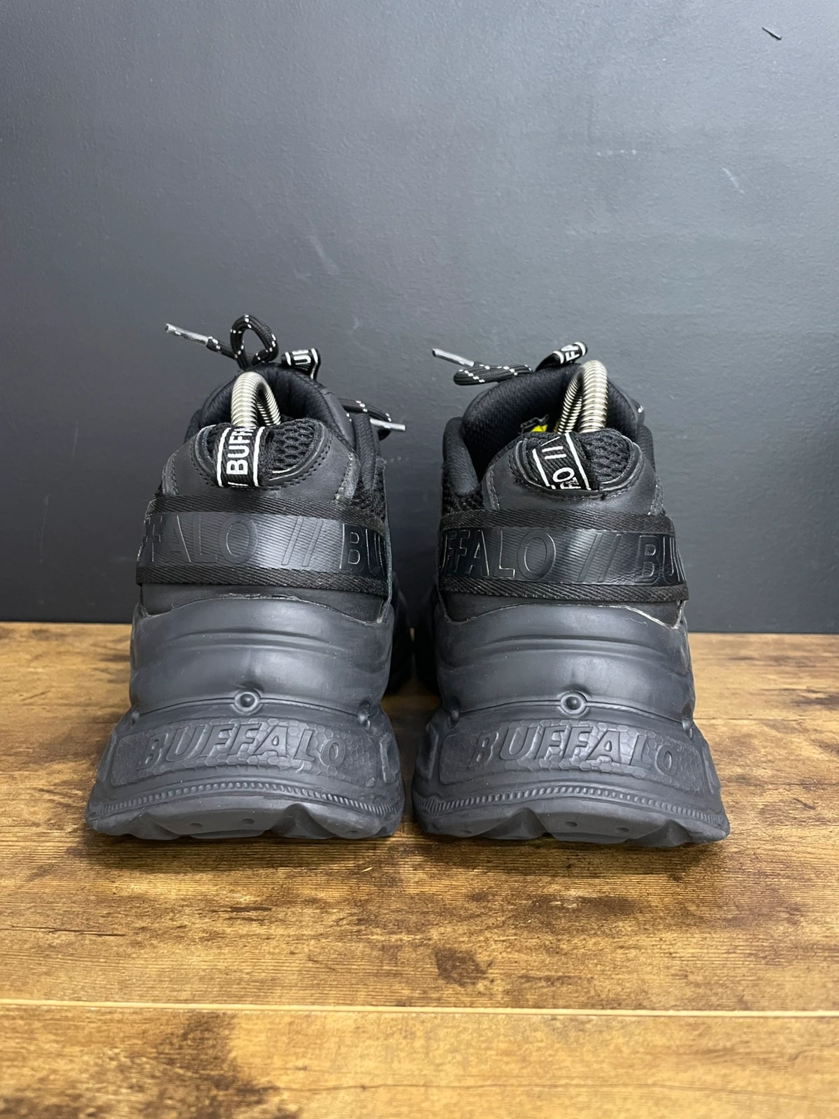 2C czarne sneakersy Buffalo Yuno, rozmiar 40 - obrazek 7