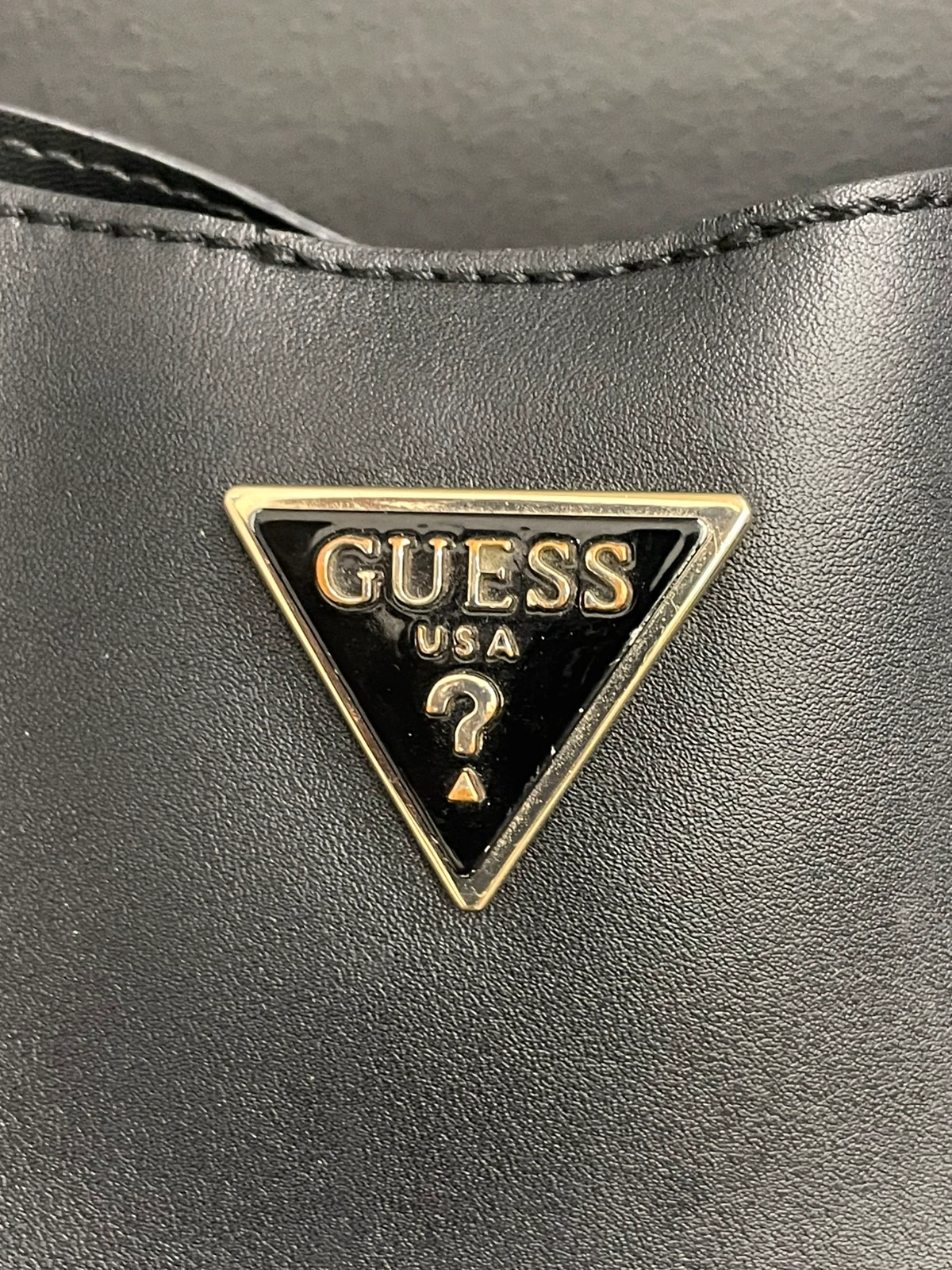 20 czarna torebka Guess Sora Girlfriend Carryall - obrazek 2