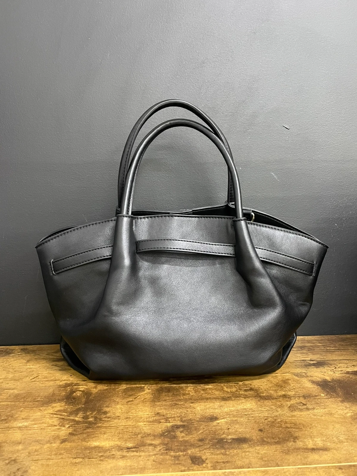 110 Czarna torebka Valentino Bags Special Sleek - obrazek 5