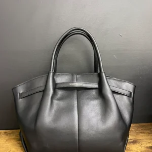 110 Czarna torebka Valentino Bags Special Sleek