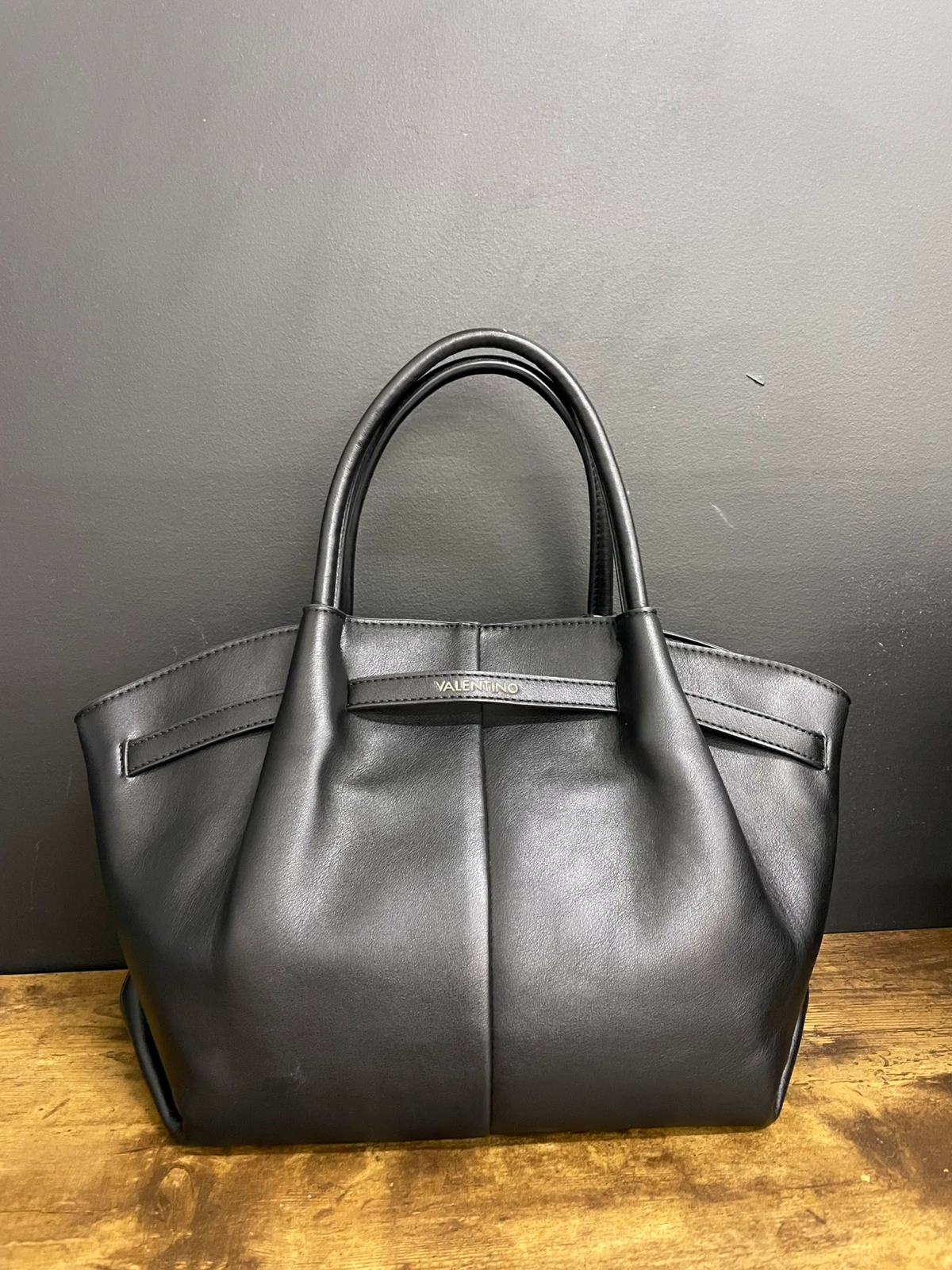 110 Czarna torebka Valentino Bags Special Sleek