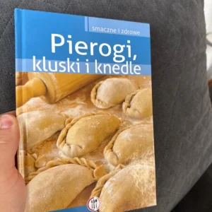 Książka przepisy pierogi kluski i knedle
