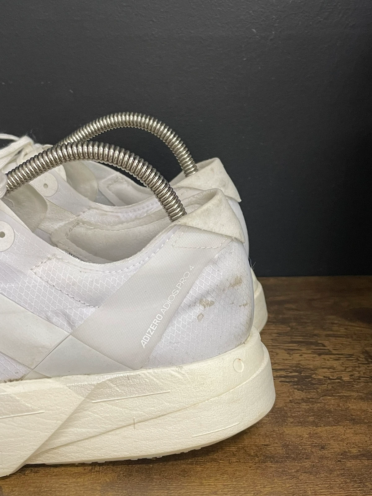 9y Białe buty do biegania adidas Adizero Adios Pro 4, rozmiar 44 - obrazek 8