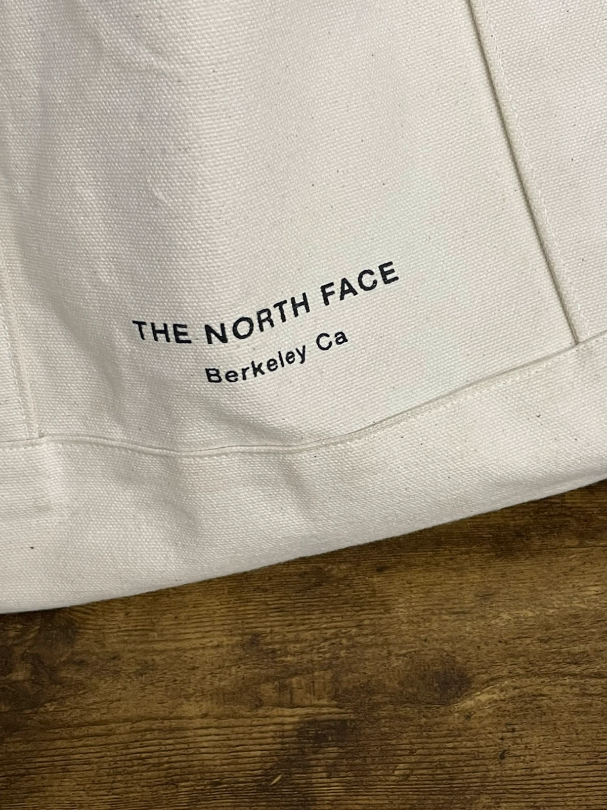 T85 kremowa torba The North Face Circular Cotton Tote - obrazek 7