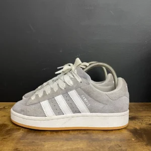 4C Szare sneakersy Adidas Campus 00s, rozmiar 36