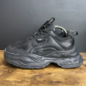2C czarne sneakersy Buffalo Yuno, rozmiar 40