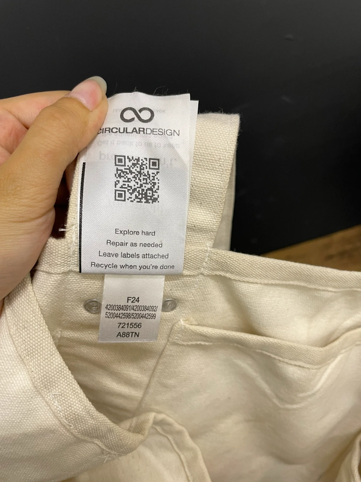 T85 kremowa torba The North Face Circular Cotton Tote - obrazek 4