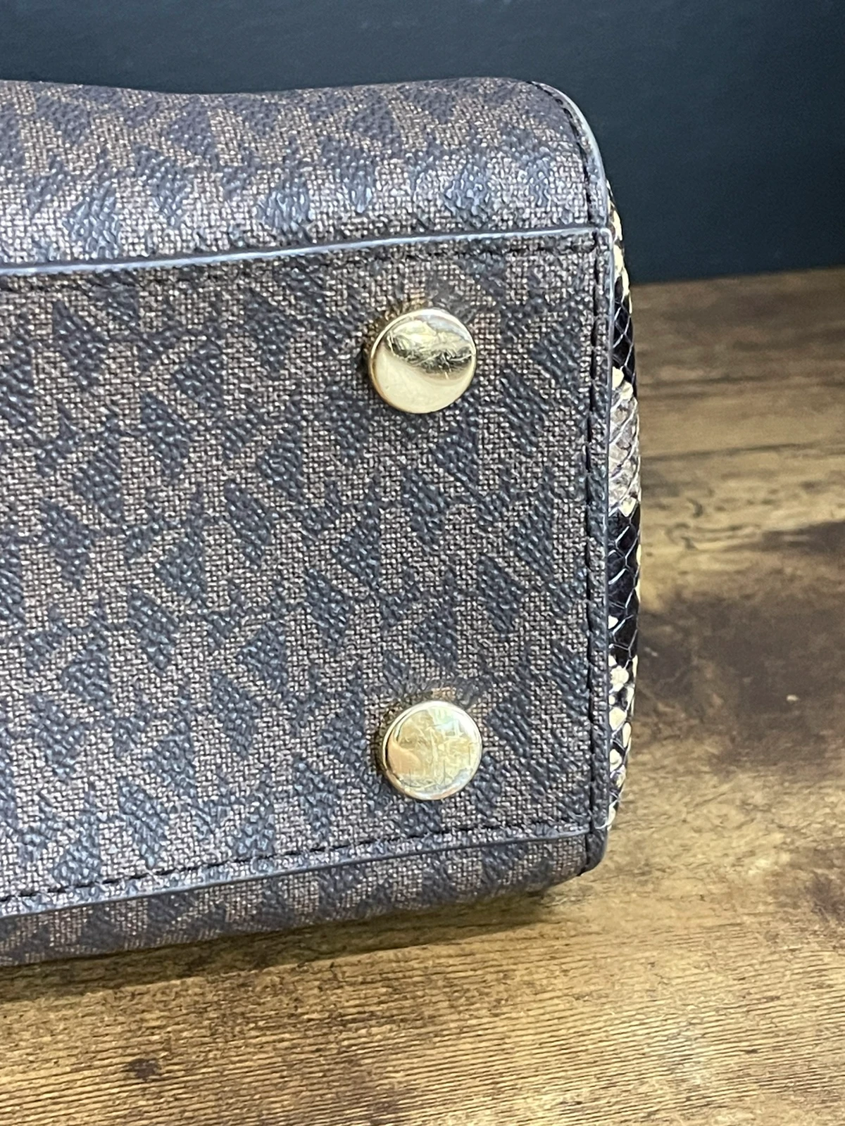 115 Brązowa torebka Michael Kors Karlie - obrazek 6