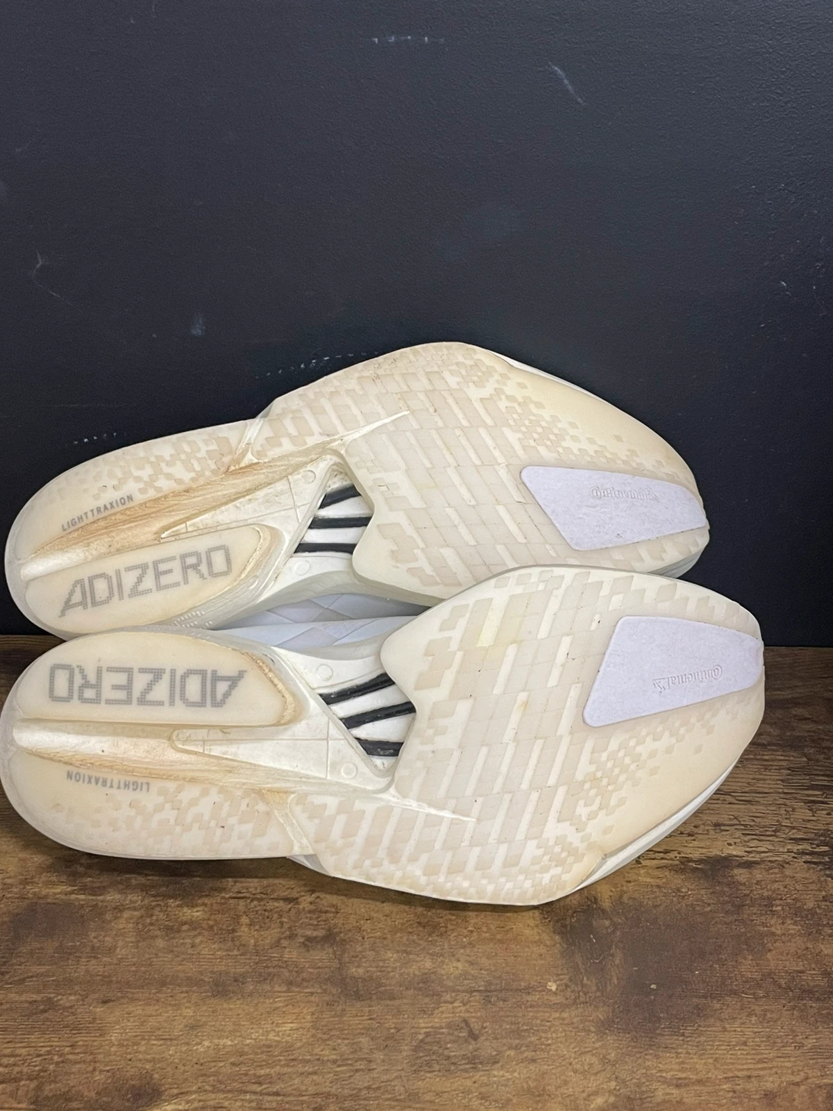 9y Białe buty do biegania adidas Adizero Adios Pro 4, rozmiar 44 - obrazek 16