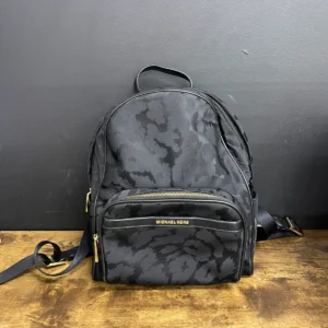 T95 Czarny plecak Michael Kors Bex
