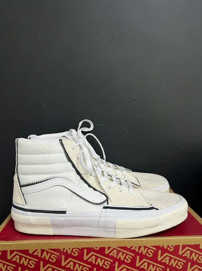 475 Białe wysokie sneakersy Vans rozmiar 45 - obrazek 10